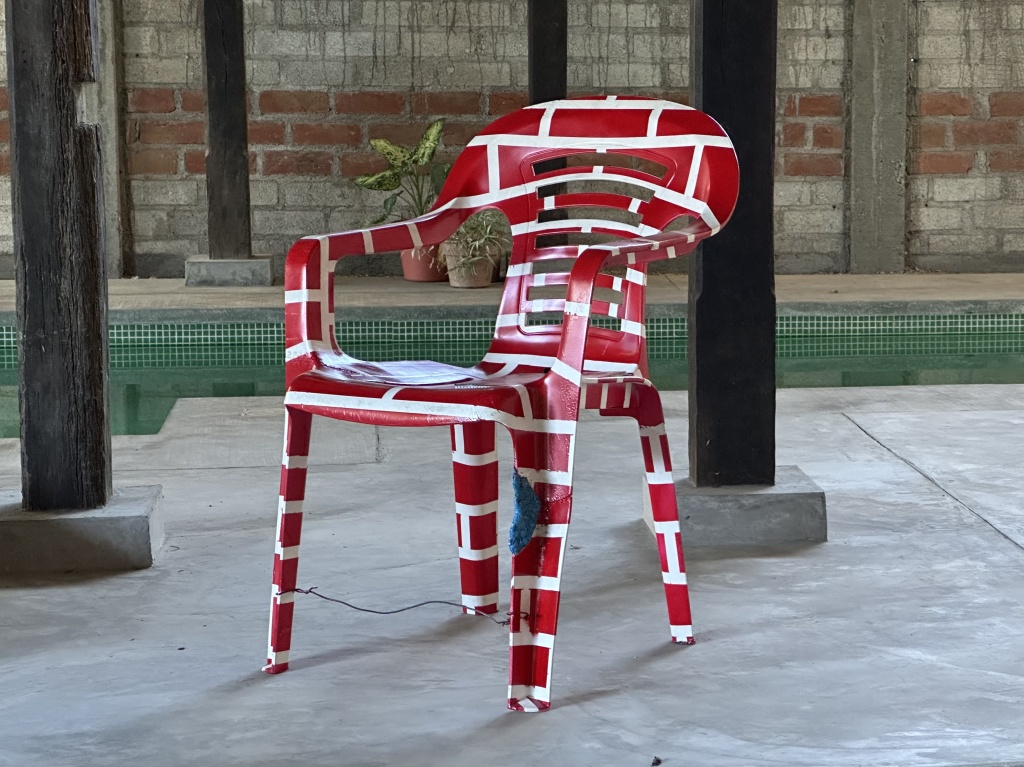 Metachair, upcycling plastic chairs